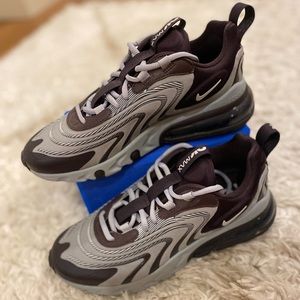 Nike AirMax 270 - React - Women’s - 8.5